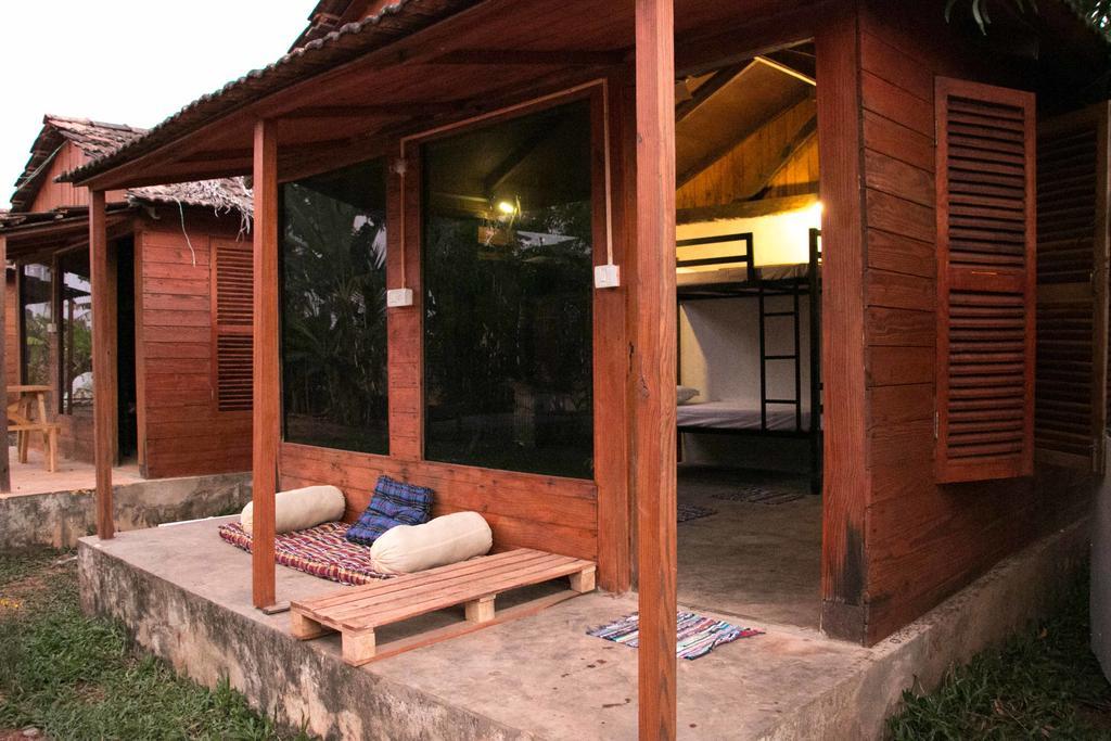 Wonderland Hostel Anjuna Exterior foto
