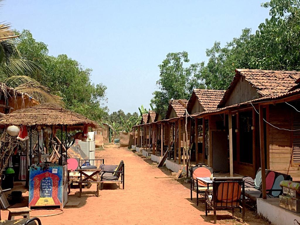 Wonderland Hostel Anjuna Exterior foto