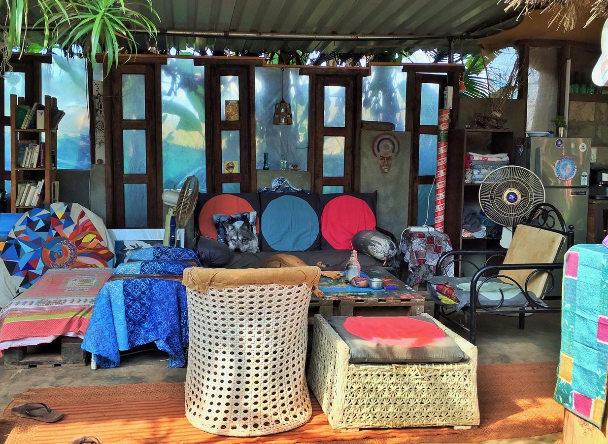 Wonderland Hostel Anjuna Exterior foto